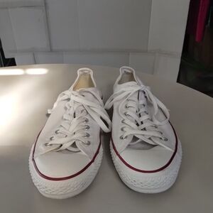 Converse All Star White Red Canvas Sneakers SZ M 9 W11 Classic Americana Casual